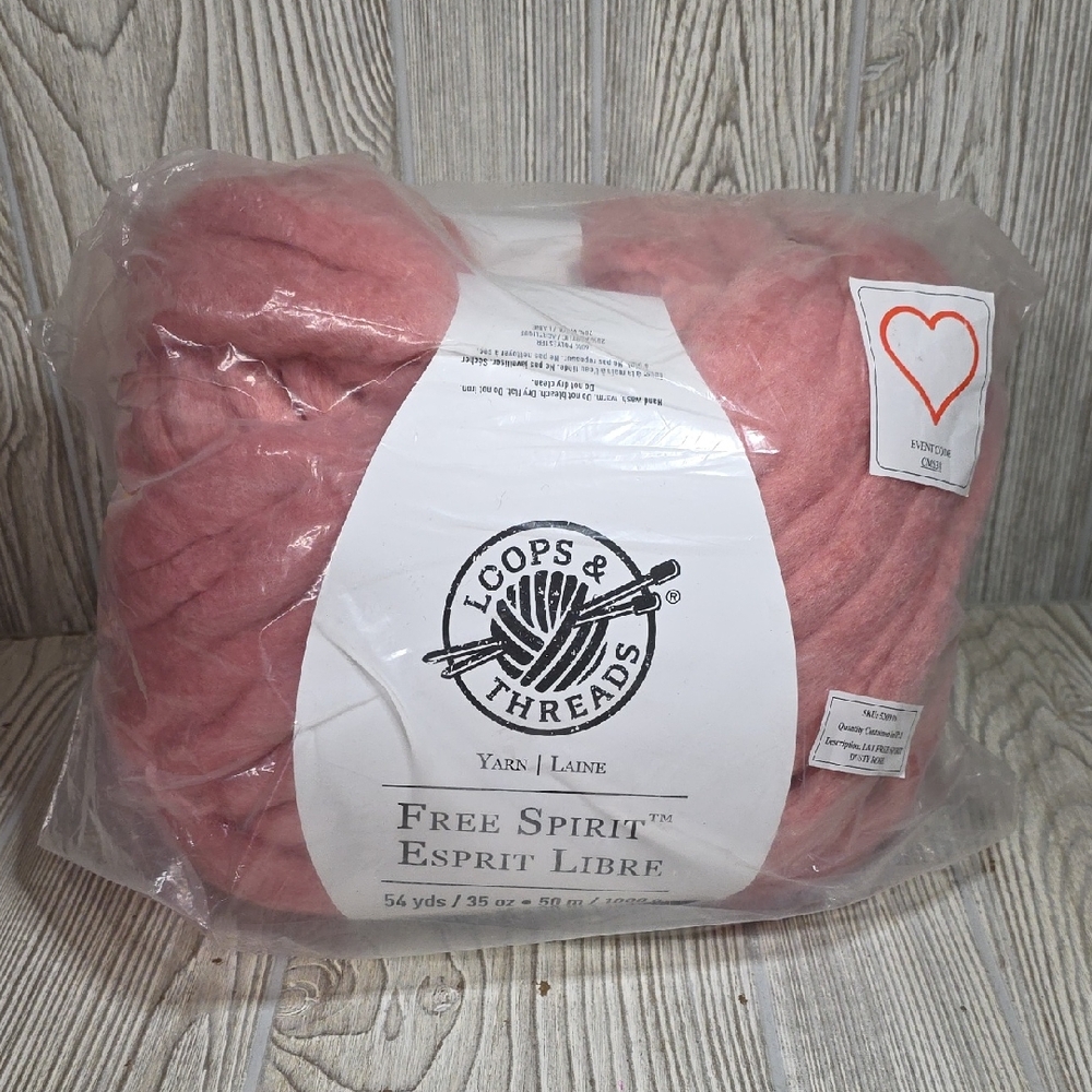 Loops & Threads Free Spirit Jumbo Yarn Dusty Rose 54 Yards NEW